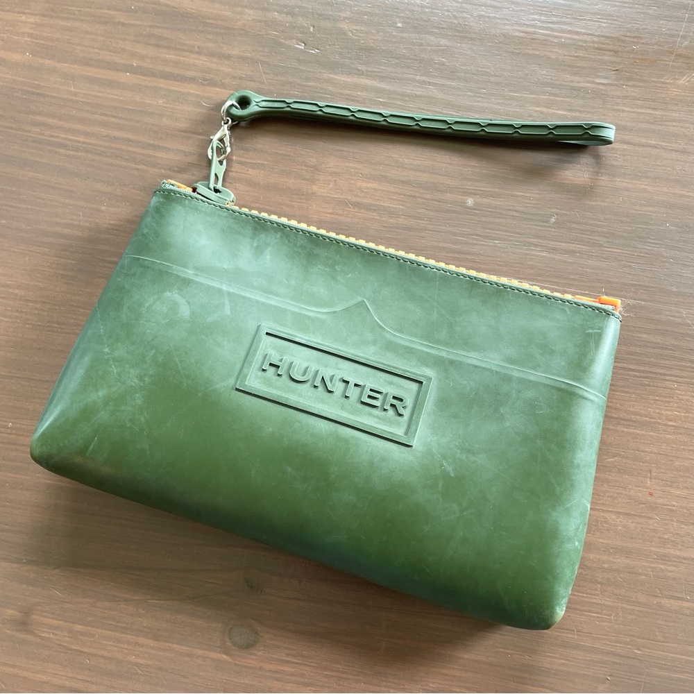 Hunter for Target Olive Green Zippered Wristlet with Orange Zipper